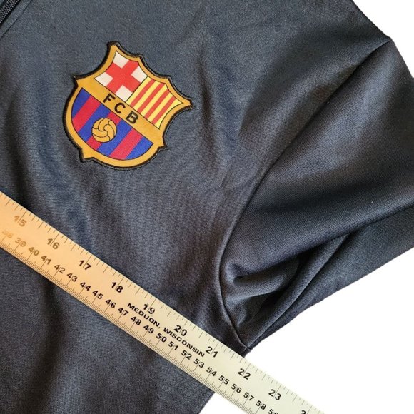 FC Barcelona Classic Sweatshirt Track Jacket Men's Size M Long Sleeve Soccer - Picture 3 of 16